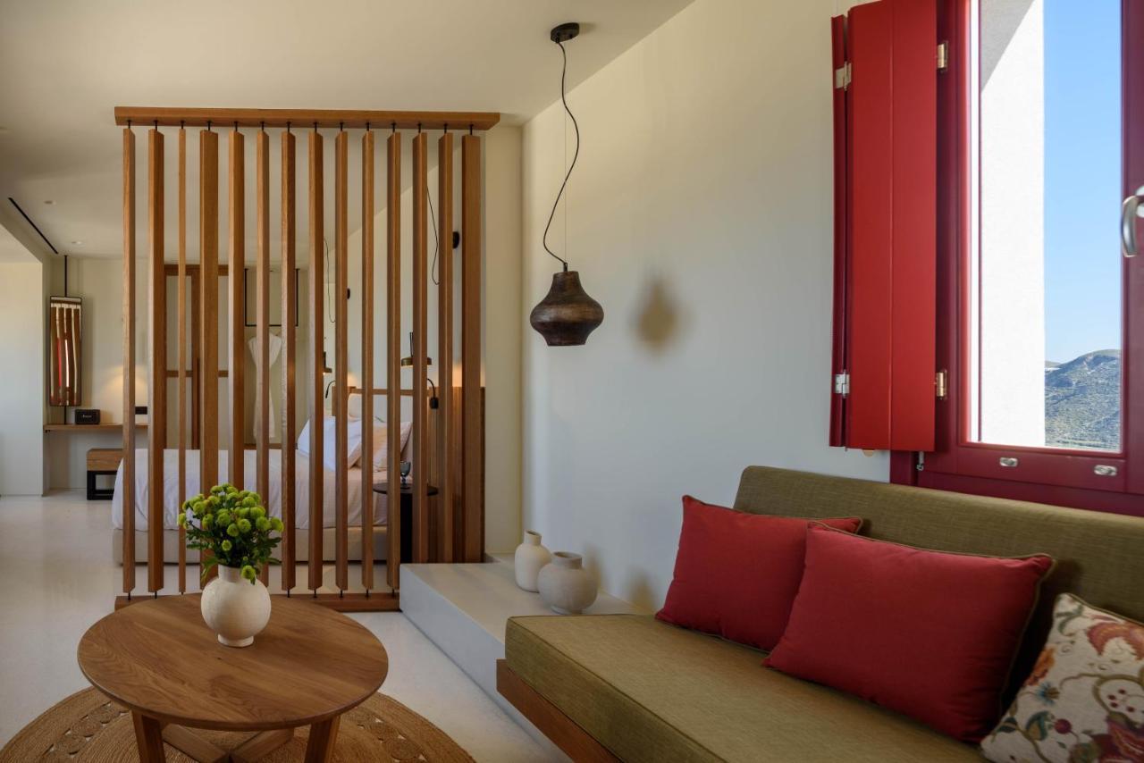 Akrotírion Potnia Theron Suites المظهر الخارجي الصورة